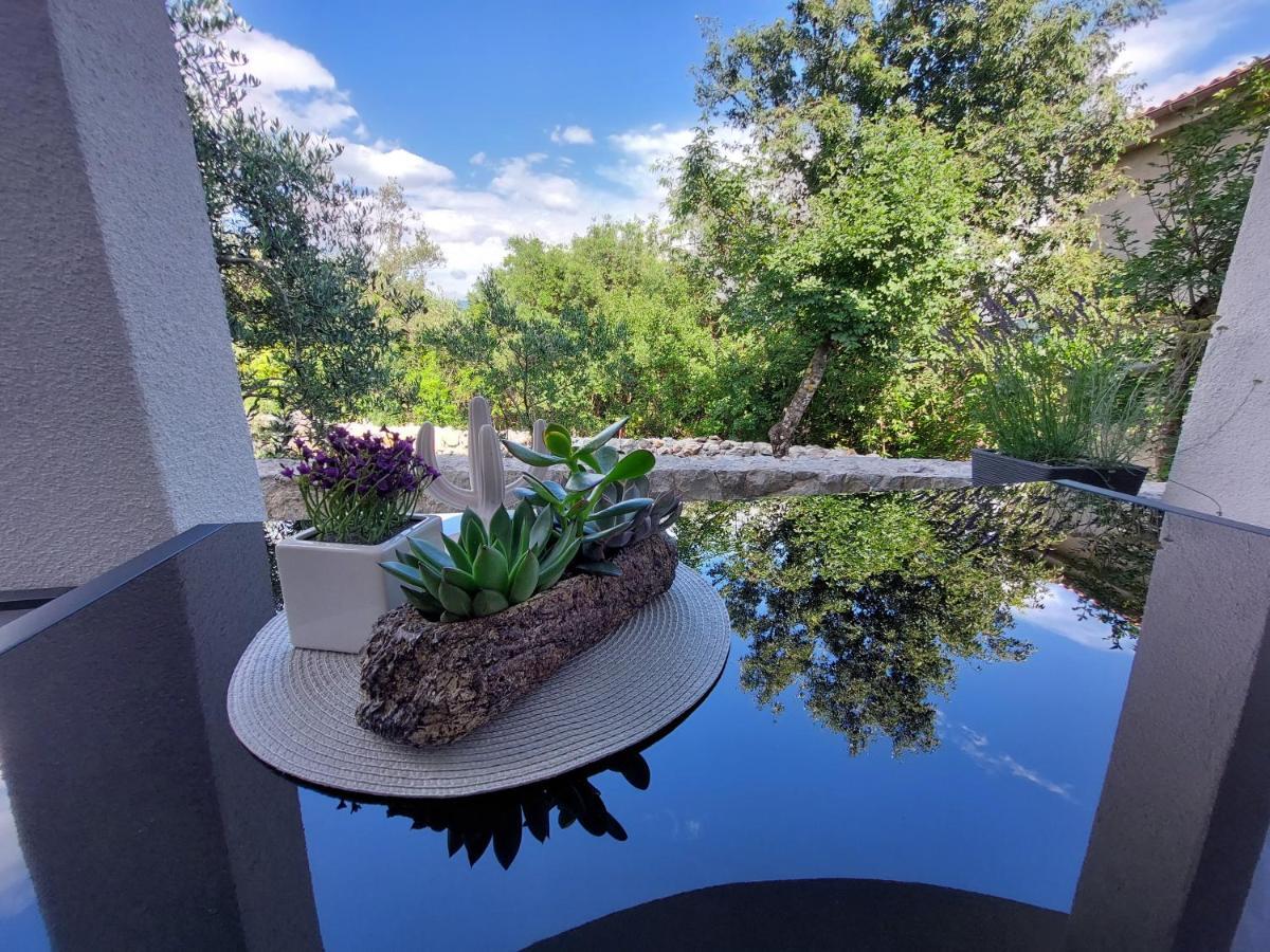 Apartments Rajna Čižići Екстериор снимка