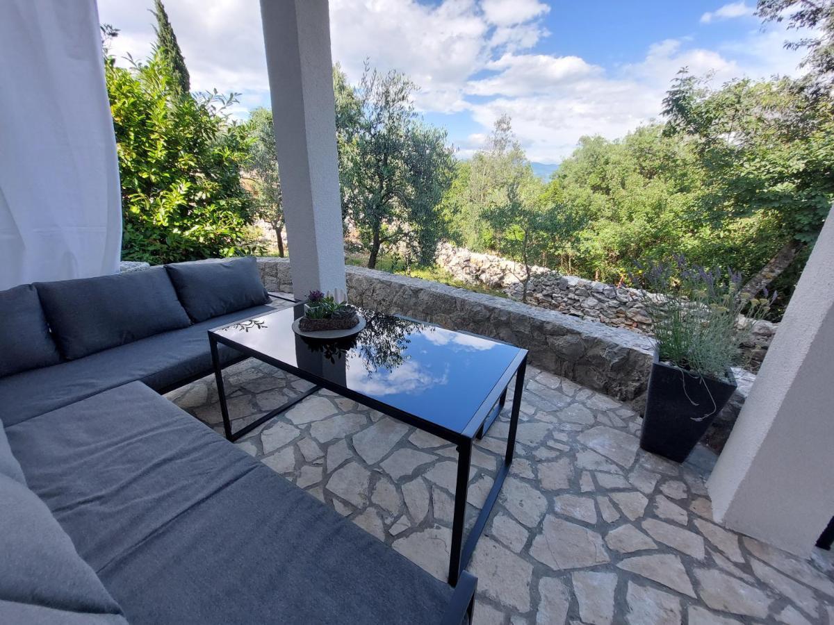 Apartments Rajna Čižići Екстериор снимка