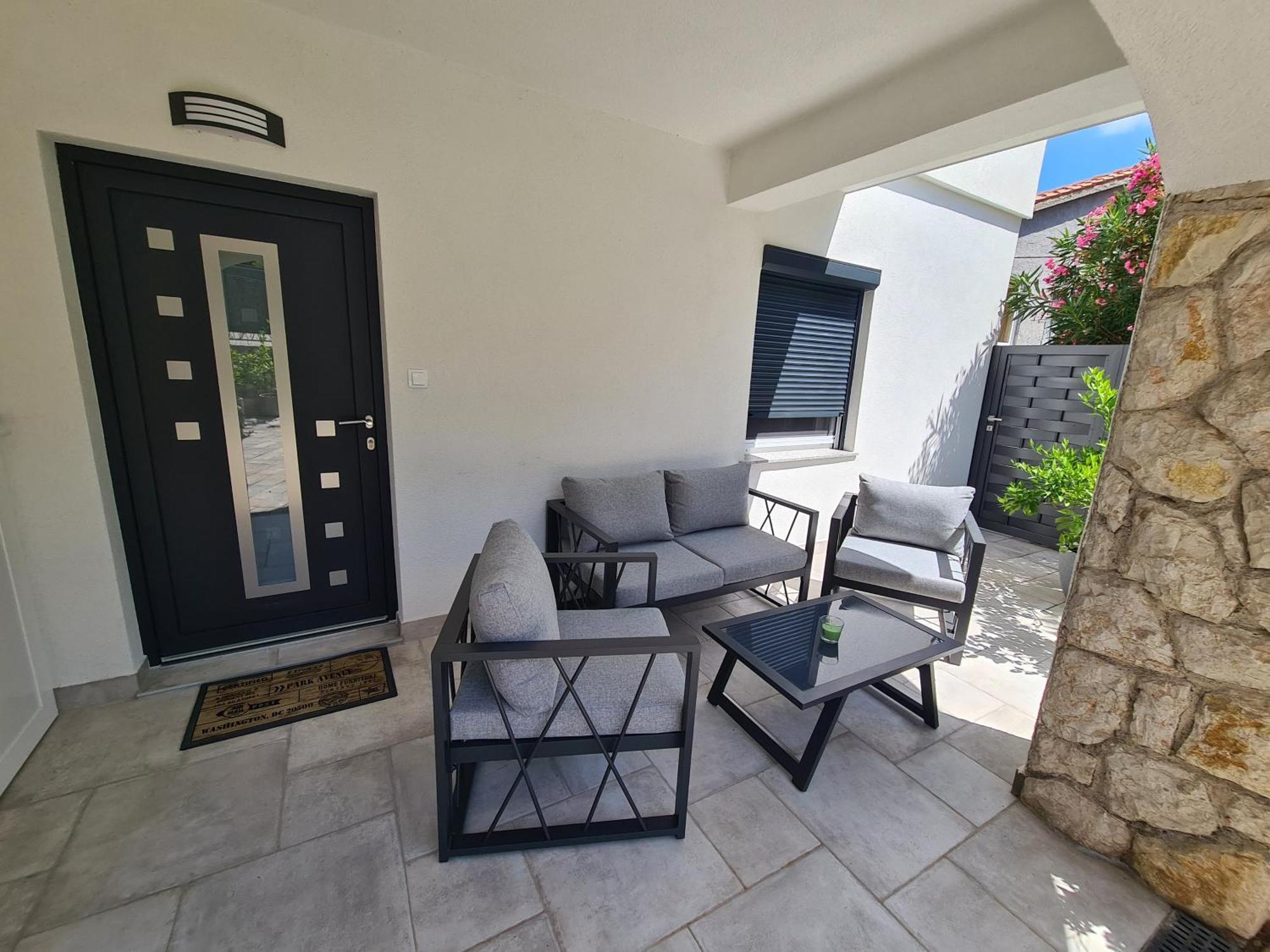Apartments Rajna Čižići Екстериор снимка