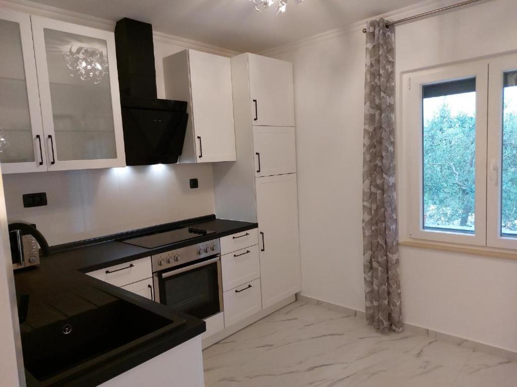 Apartments Rajna Čižići Екстериор снимка