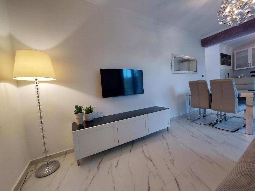 Apartments Rajna Čižići Екстериор снимка