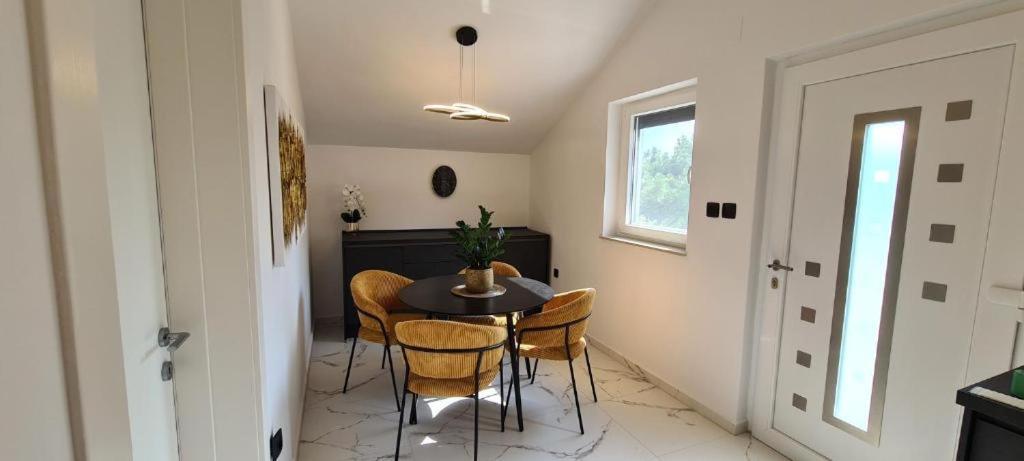 Apartments Rajna Čižići Екстериор снимка